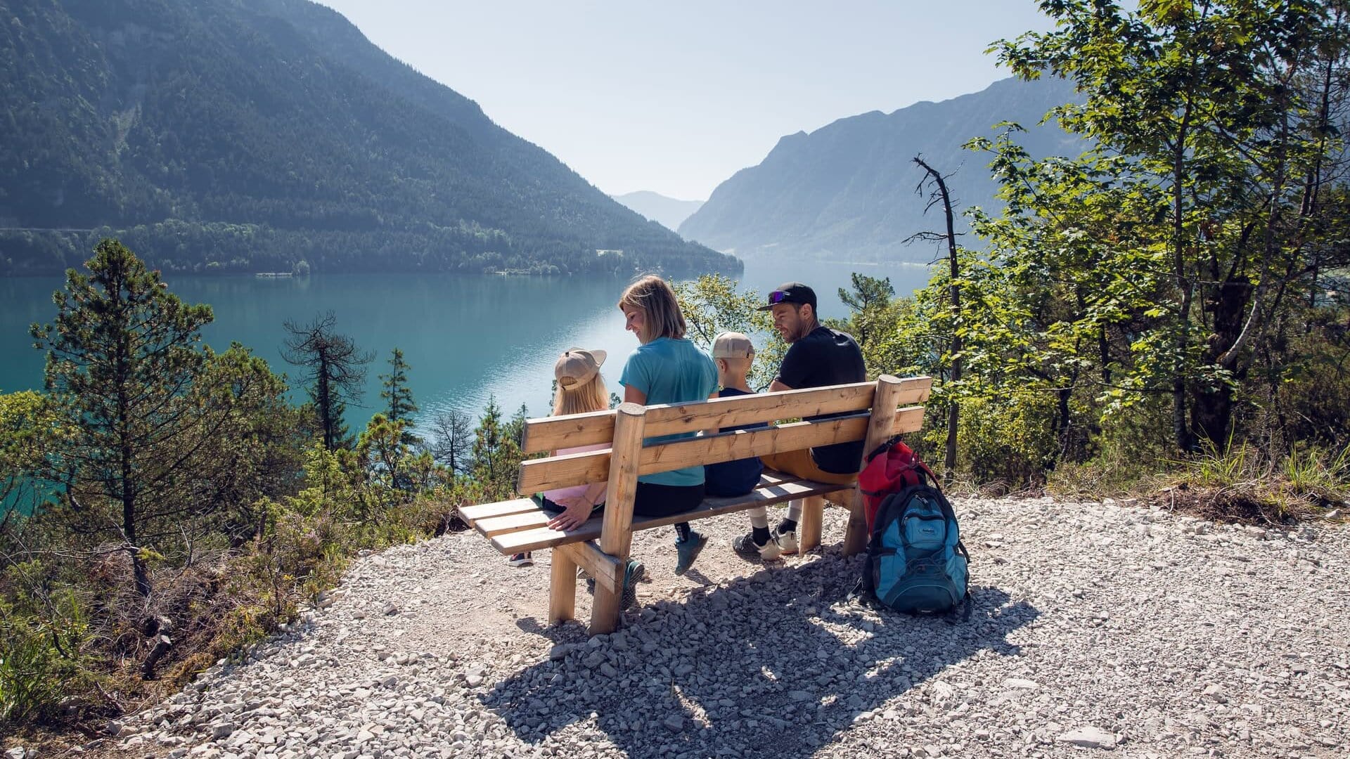 familienwanderung am achensee